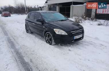 Хэтчбек Kia Ceed 2007 в Киеве