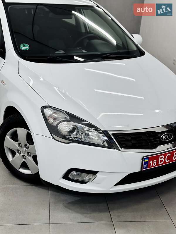 Универсал Kia Ceed 2013 в Стрые