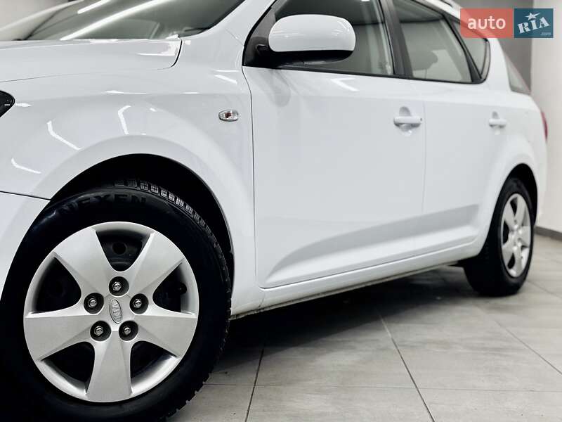 Универсал Kia Ceed 2013 в Стрые