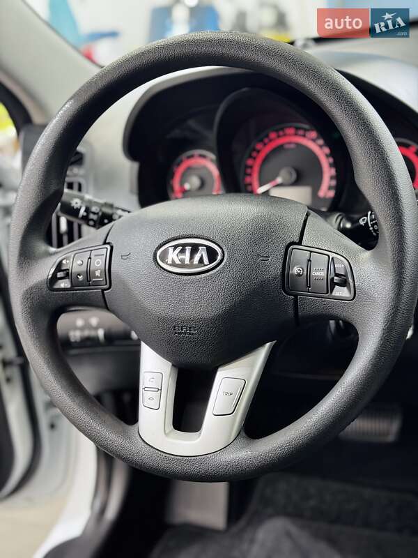 Универсал Kia Ceed 2013 в Стрые