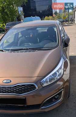 Хэтчбек Kia Ceed 2017 в Киеве