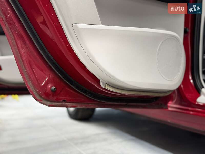 Хетчбек Kia Ceed 2007 в Стрию