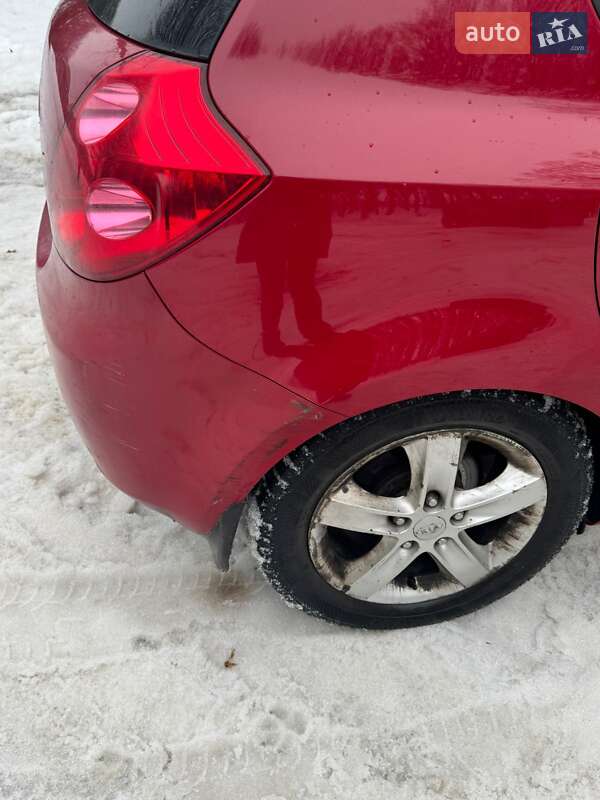 Хэтчбек Kia Ceed 2009 в Львове