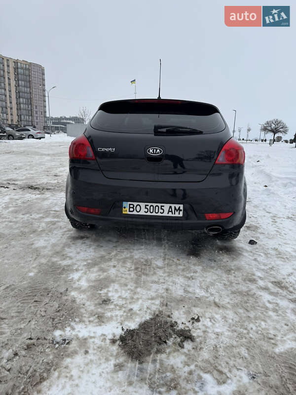 Хэтчбек Kia Ceed 2008 в Черкассах фото 2 Хэтчбек Kia Ceed 2008 в Черкассах