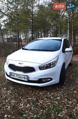 Хетчбек Kia Ceed 2013 в Кілії