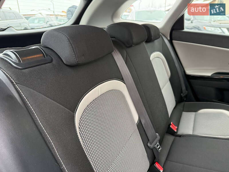 Универсал Kia Ceed 2013 в Стрые