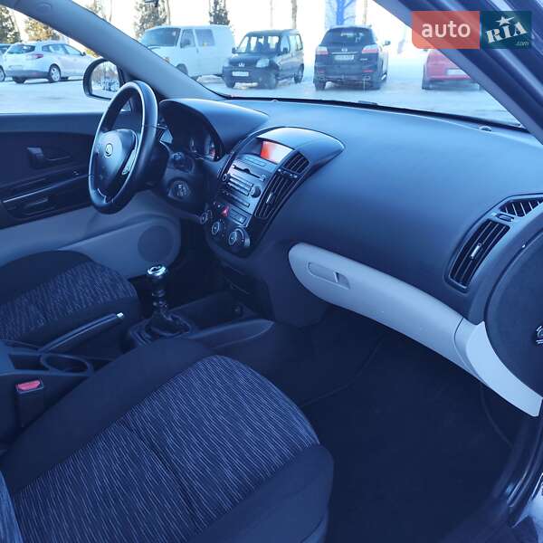 Универсал Kia Ceed 2009 в Белой Церкви