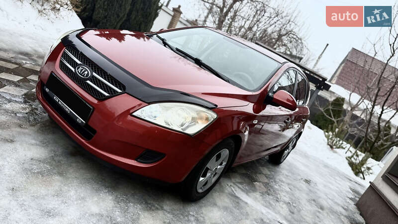 Хэтчбек Kia Ceed 2007 в Киеве фото 7 Хэтчбек Kia Ceed 2007 в Киеве