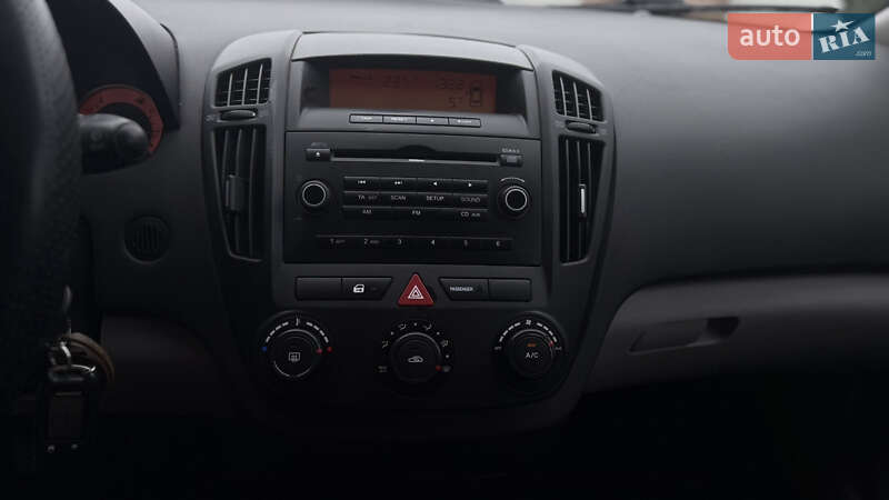 Хэтчбек Kia Ceed 2007 в Киеве фото 17 Хэтчбек Kia Ceed 2007 в Киеве