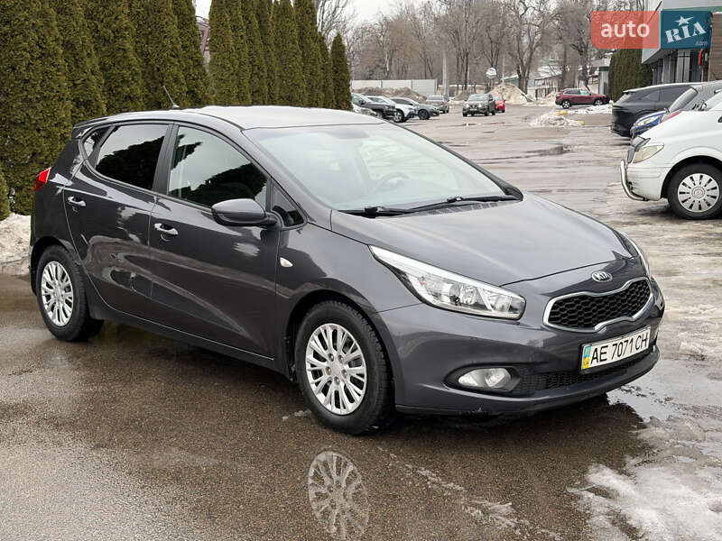 Хетчбек Kia Ceed 2013 в Києві