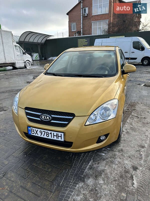 Хетчбек Kia Ceed 2007 в Хмельницькому фото Хетчбек Kia Ceed 2007 в Хмельницькому