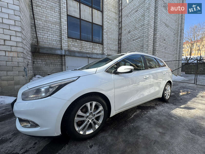 Універсал Kia Ceed 2013 в Львові