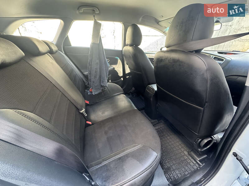 Універсал Kia Ceed 2013 в Львові