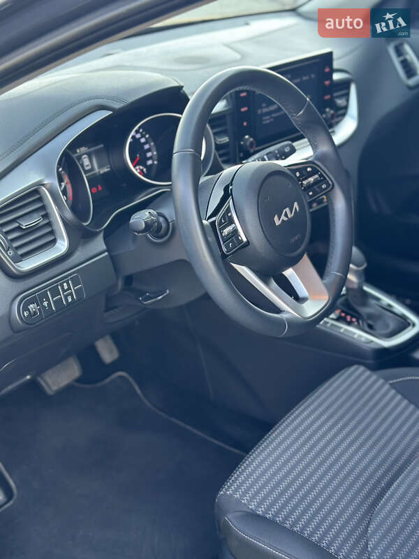 Хэтчбек Kia Ceed 2022 в Запорожье