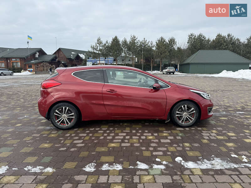 Хэтчбек Kia Ceed 2016 в Перемышлянах фото 12 Хэтчбек Kia Ceed 2016 в Перемышлянах