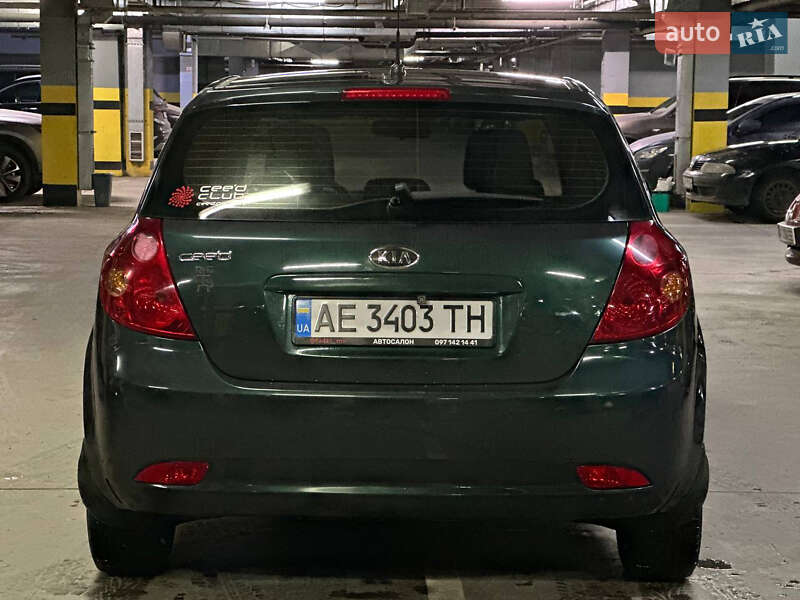 Хэтчбек Kia Ceed 2009 в Днепре