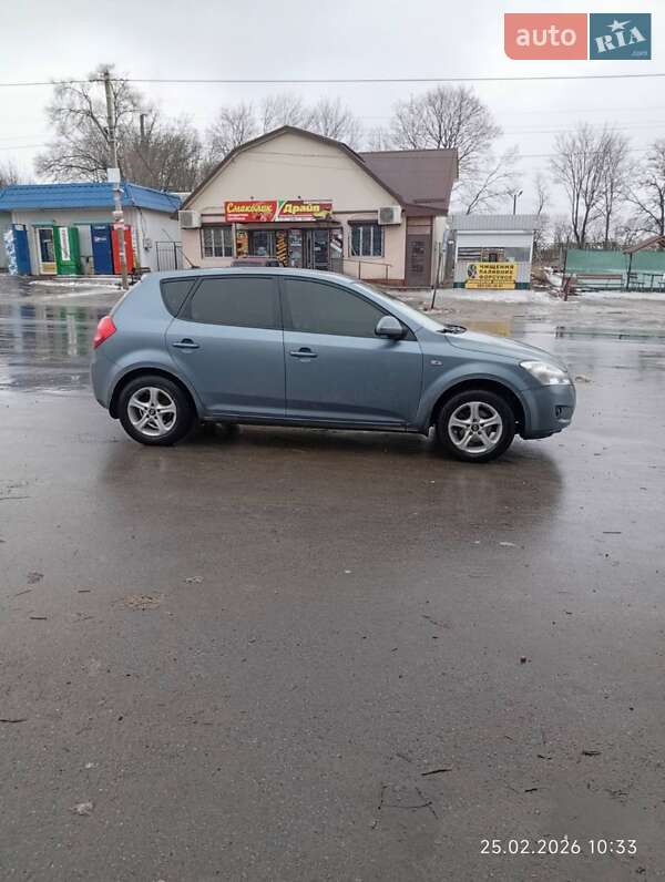 Хетчбек Kia Ceed 2007 в Кам'янському