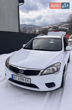 Універсал Kia Ceed 2011 в Яремчі