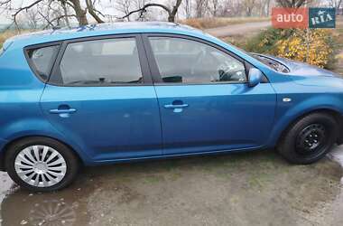Хетчбек Kia Ceed 2009 в Барвінковому