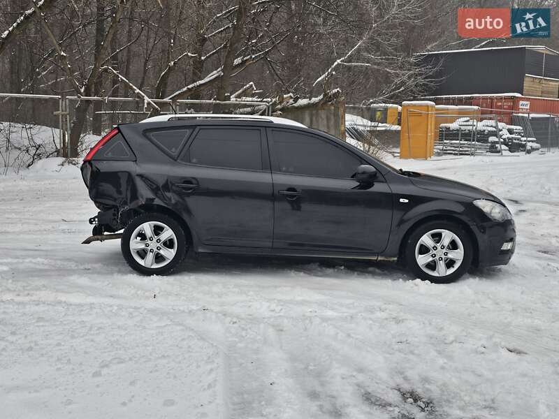 Універсал Kia Ceed 2010 в Києві фото 7 Універсал Kia Ceed 2010 в Києві