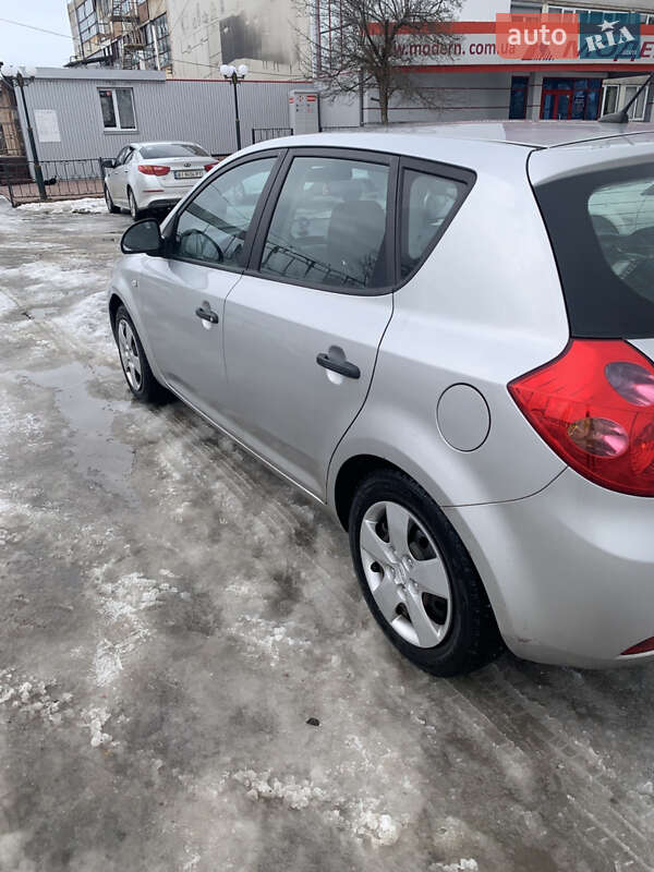 Хетчбек Kia Ceed 2008 в Білій Церкві