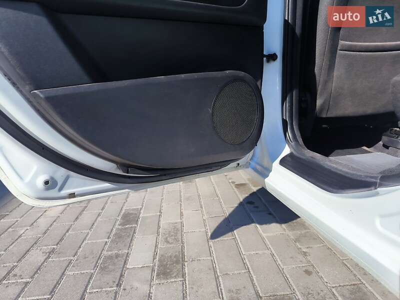 Универсал Kia Ceed 2011 в Львове