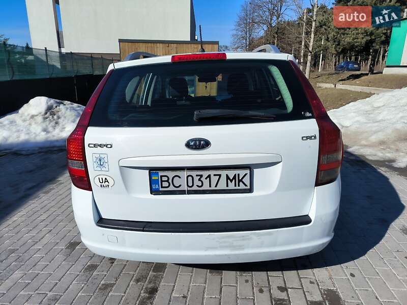 Универсал Kia Ceed 2011 в Львове