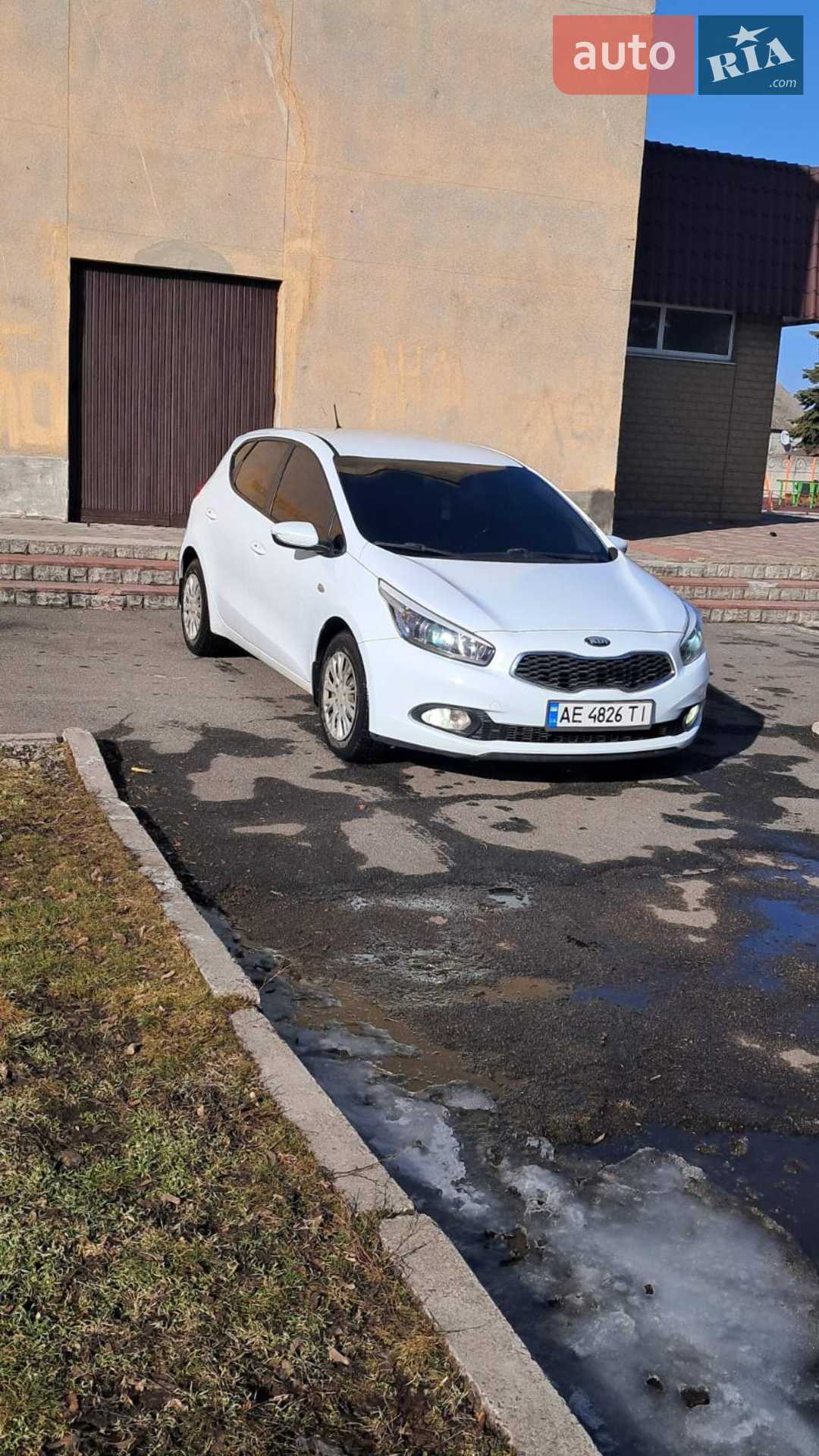 2013 Kia Cee'd - фото 1