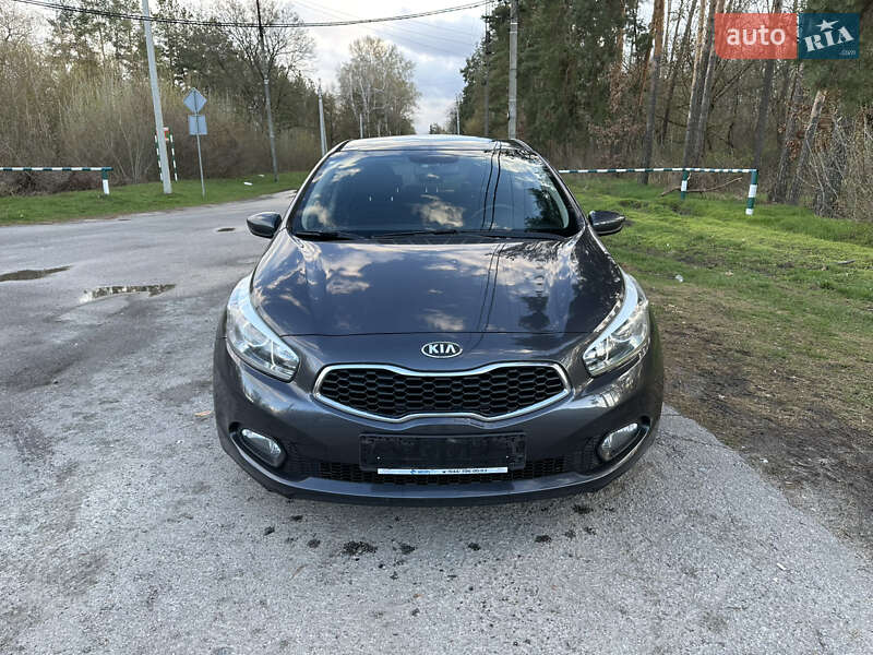 Хэтчбек Kia Ceed 2013 в Киеве фото 2 Хэтчбек Kia Ceed 2013 в Киеве