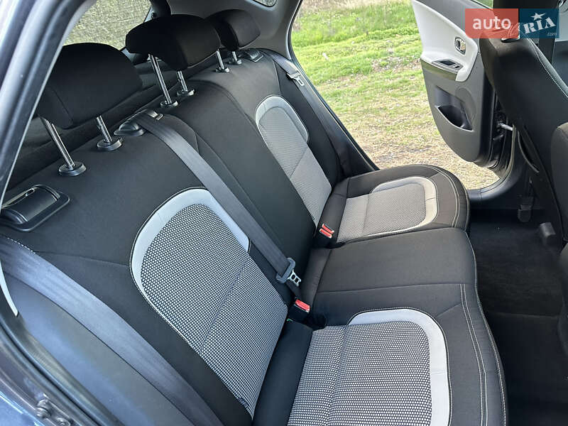 Хэтчбек Kia Ceed 2013 в Киеве фото 48 Хэтчбек Kia Ceed 2013 в Киеве