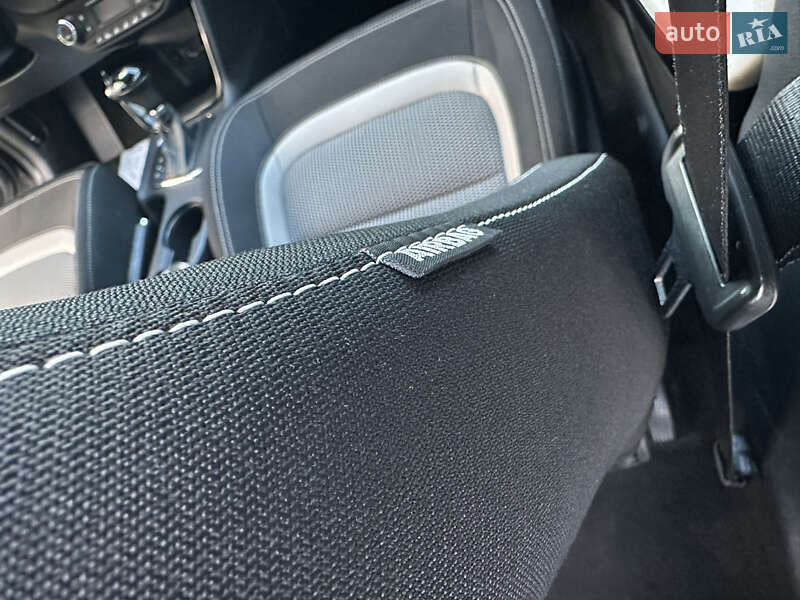 Хэтчбек Kia Ceed 2013 в Киеве фото 51 Хэтчбек Kia Ceed 2013 в Киеве