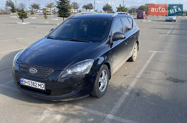 Универсал Kia Ceed 2008 в Южном