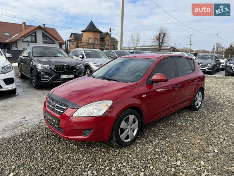 Хетчбек Kia Ceed 2009 в Івано-Франківську