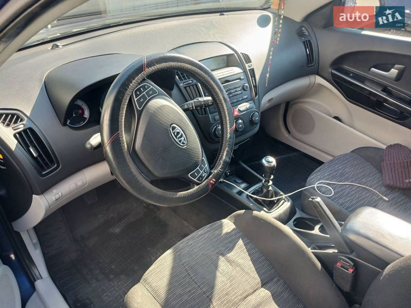 Хетчбек Kia Ceed 2007 в Львові