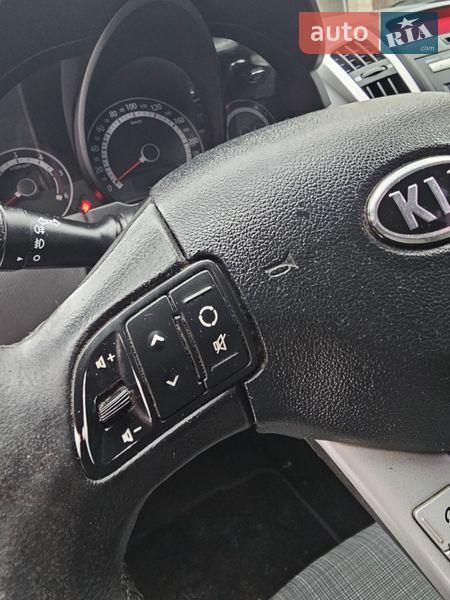 Универсал Kia Ceed 2010 в Киеве