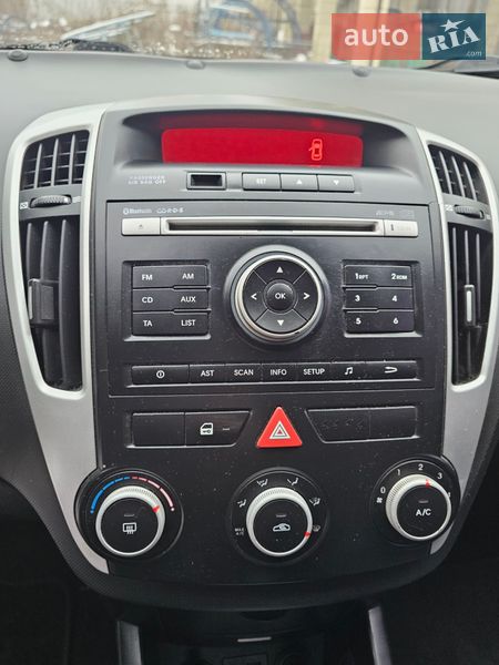 Универсал Kia Ceed 2010 в Киеве