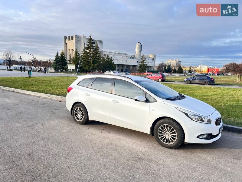 Універсал Kia Ceed 2013 в Харкові