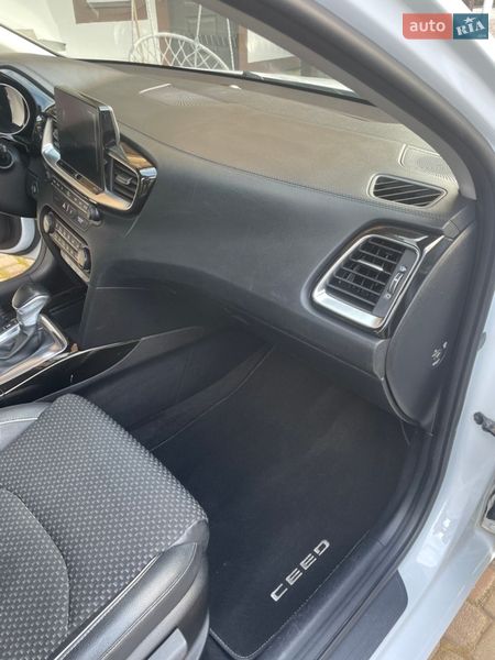 Универсал Kia Ceed 2019 в Львове