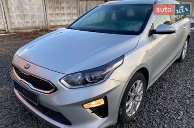 Универсал Kia Ceed 2019 в Луцке