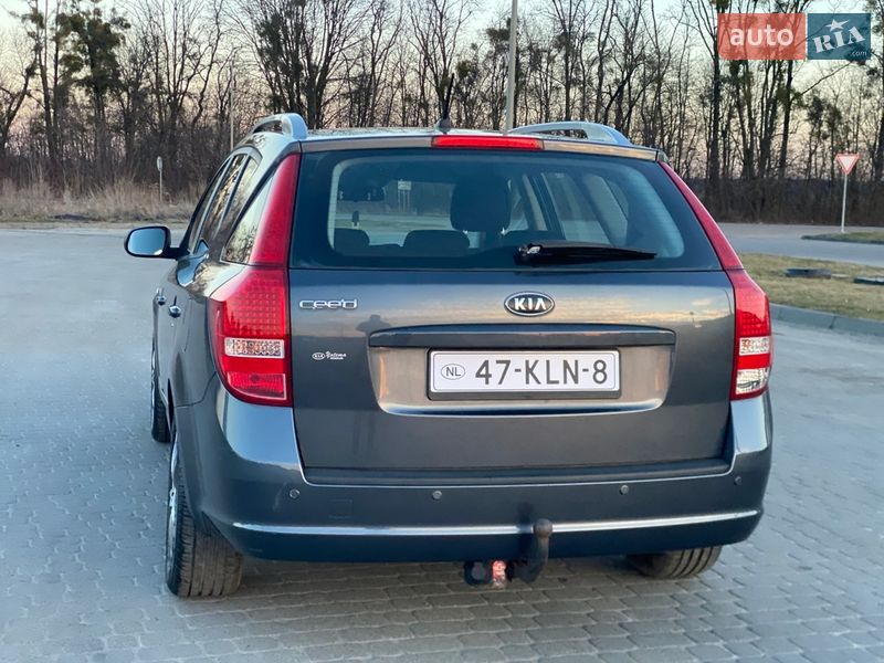 Универсал Kia Ceed 2010 в Радивилове