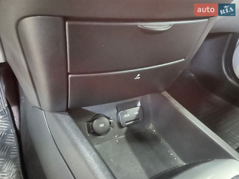 Хэтчбек Kia Ceed 2008 в Стрые