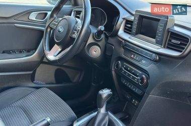 Универсал Kia Ceed 2019 в Львове