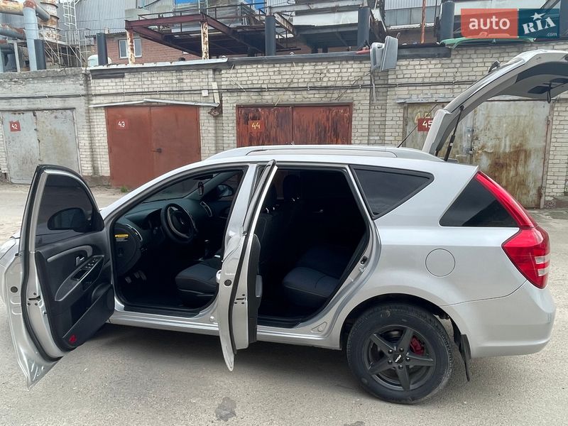 Универсал Kia Ceed 2007 в Львове