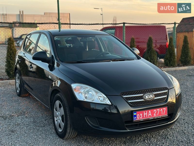 Хетчбек Kia Ceed 2008 в Вінниці