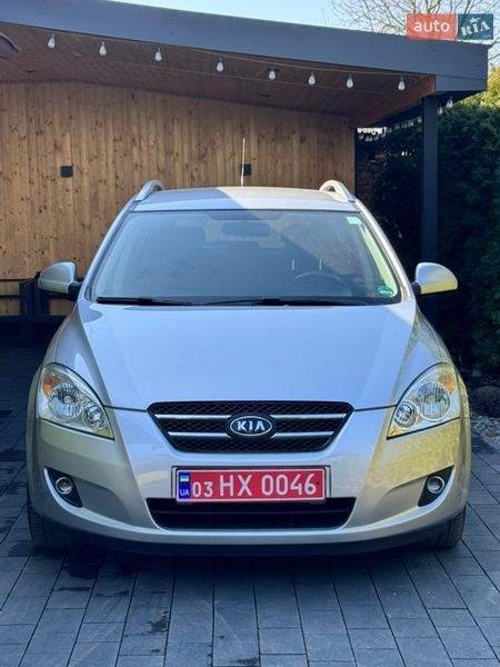 Универсал Kia Ceed 2008 в Дубно