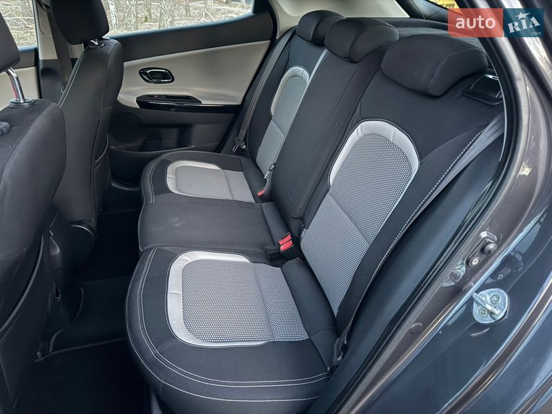 Хэтчбек Kia Ceed 2012 в Киеве