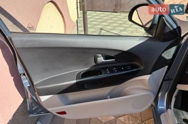 Хэтчбек Kia Ceed 2008 в Хороле
