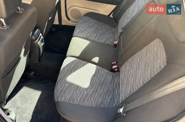 Хэтчбек Kia Ceed 2008 в Хороле