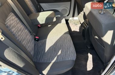 Хэтчбек Kia Ceed 2008 в Хороле