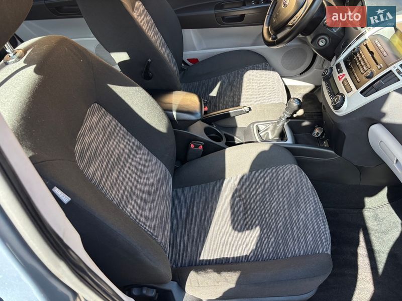 Хэтчбек Kia Ceed 2008 в Хороле